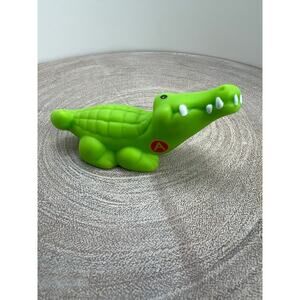 Fisher-Price Little People (A) Alligator, Alphabet Replacement 2004 Zoo